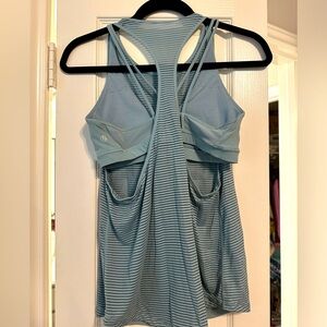 Lululemon tank top with built in bra